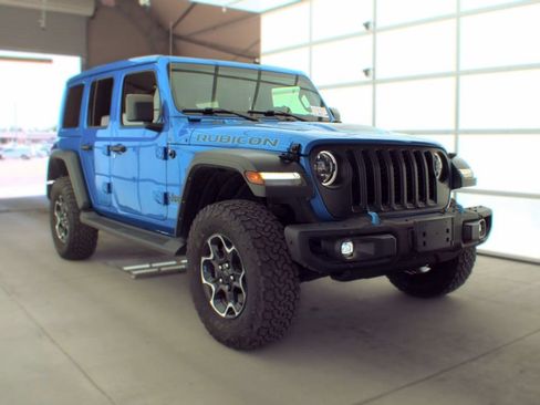 Used 2023 Jeep Wrangler Unlimited Rubicon 4xe w/ Steel Bumper Group AWD/4WD image 3