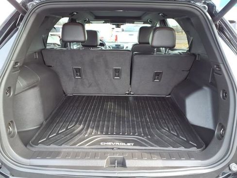 Used 2023 Chevrolet Equinox RS image 18