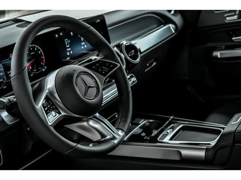 New 2026 Mercedes-Benz GLB 250 4MATIC image 10