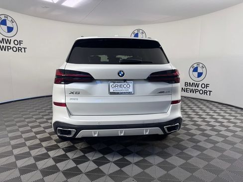 New 2026 BMW X5 xDrive40i w/ M Sport Package AWD/4WD image 7