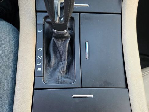 Used 2016 Ford Taurus SEL w/ Equipment Group 201A AWD/4WD image 19