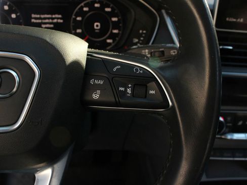 Used 2019 Audi Q5 2.0T Premium Plus w/ Premium Plus Package AWD/4WD image 25