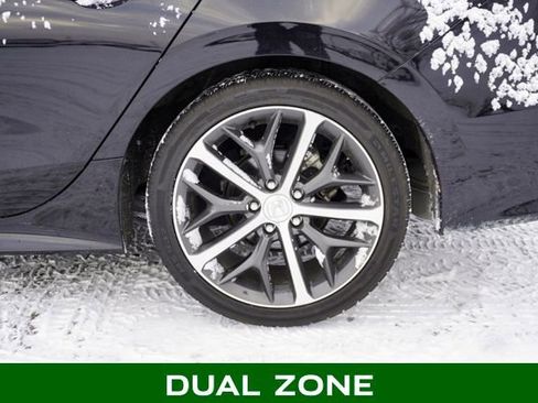 Used 2022 Honda Civic Touring image 7