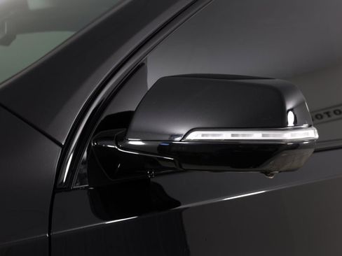 Used 2020 Chevrolet Traverse RS w/ LPO, Floor Liner Package image 53