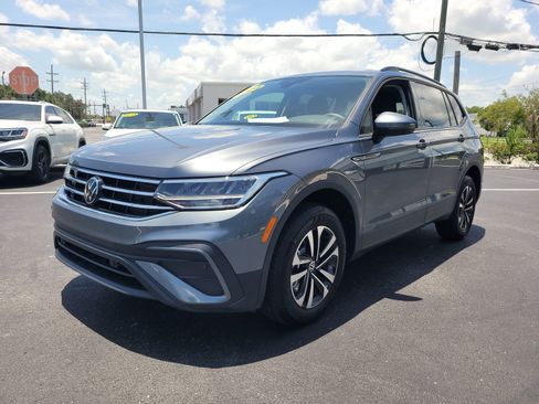 Used 2024 Volkswagen Tiguan S image 3