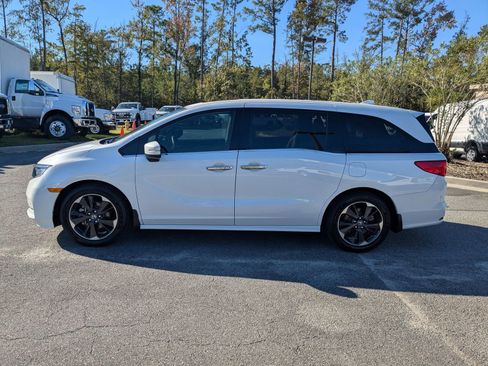 Used 2024 Honda Odyssey Elite image 8