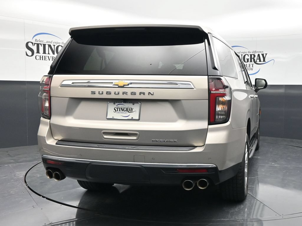 Used 2024 Chevrolet Suburban Premier RWD image 8
