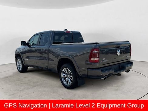 Used 2019 RAM 1500 Laramie AWD/4WD image 3