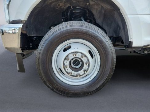 Used 2022 Ford F350 XLT image 14