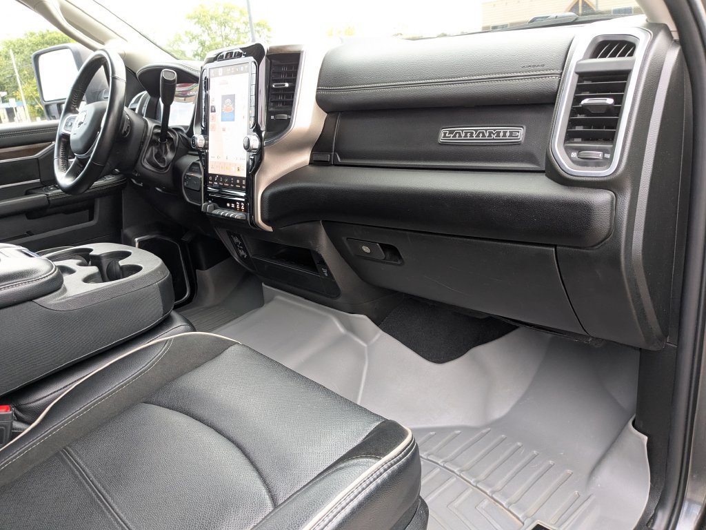 Used 2024 RAM 2500 Laramie AWD/4WD image 4