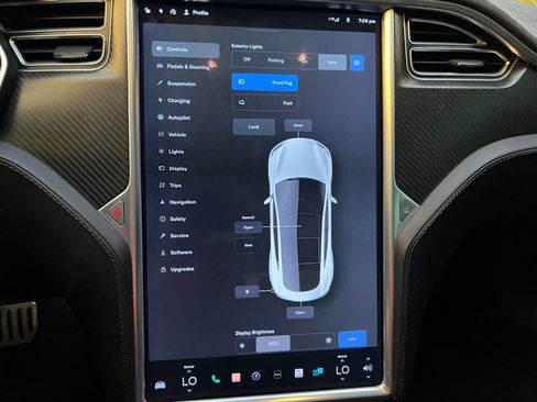 Used 2016 Tesla Model S P90D image 23