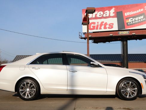 Used 2018 Cadillac CTS Luxury image 7