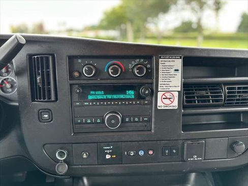 Used 2021 Chevrolet Express 2500 w/ Driver Convenience Package image 12