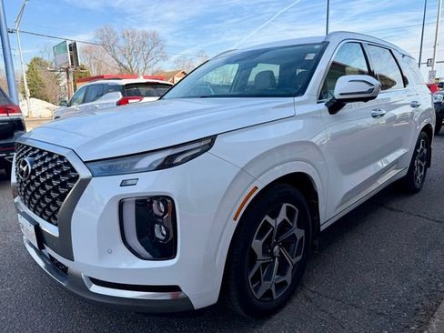 Used 2022 Hyundai Palisade Calligraphy image 4
