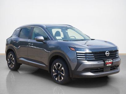 New 2025 Nissan Kicks SV