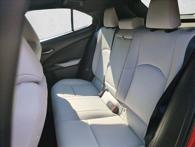Used 2025 Lexus UX 300h FWD image 27