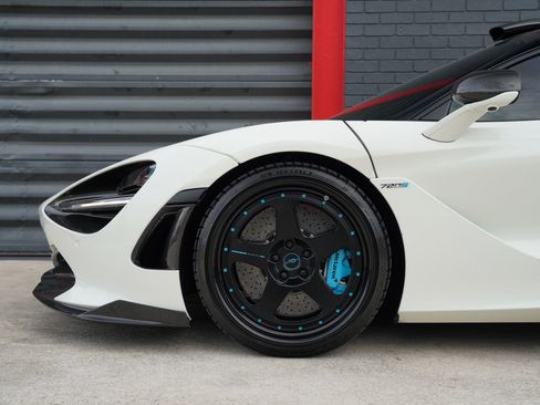 Used 2018 McLaren 720S Performance RWD image 9