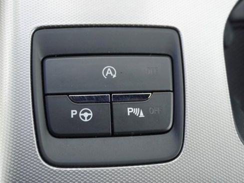 Used 2022 Ford Edge Titanium w/ Equipment Group 301A image 37