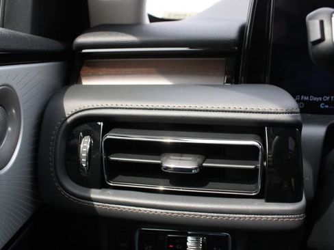 New 2026 Lincoln Aviator Reserve AWD/4WD image 38