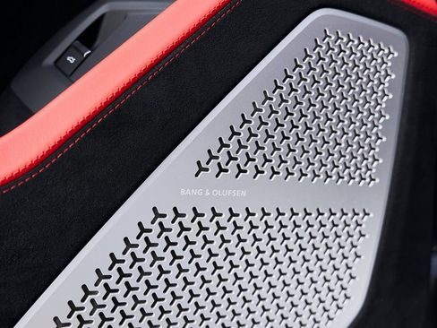 Used 2024 Lamborghini Urus Performante image 42