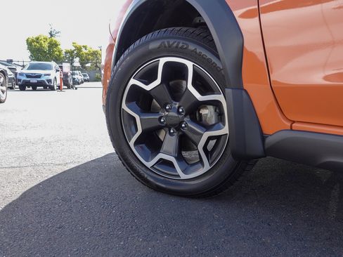 Used 2014 Subaru Crosstrek 2.0i Limited image 8