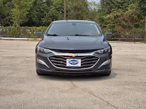 Used 2020 Chevrolet Malibu LS FWD image 2