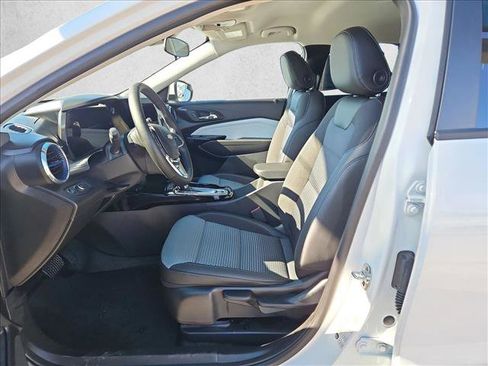 New 2026 Chevrolet Trax LT w/ LT Convenience Package image 4