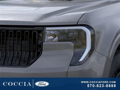 New 2025 Ford Maverick Lobo image 19