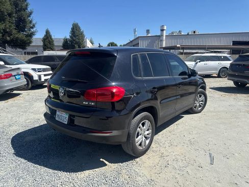 Used 2012 Volkswagen Tiguan S FWD image 5