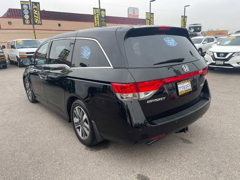 Used 2014 Honda Odyssey Touring Elite image 5
