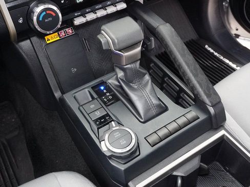 Used 2024 Toyota Tacoma SR5 image 16