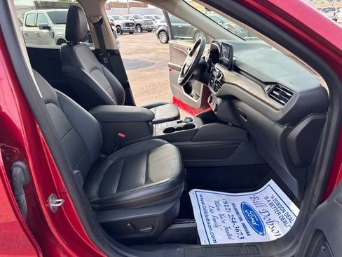Used 2020 Ford Escape Titanium AWD/4WD image 35