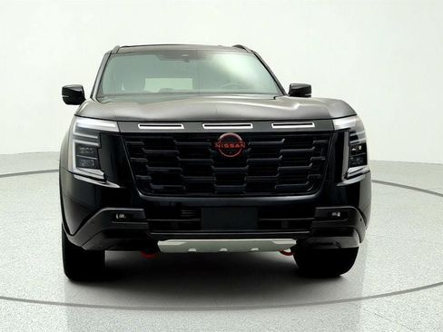 Used 2025 Nissan Armada PRO-4X AWD/4WD image 2