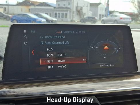 Used 2018 BMW 530i xDrive image 17