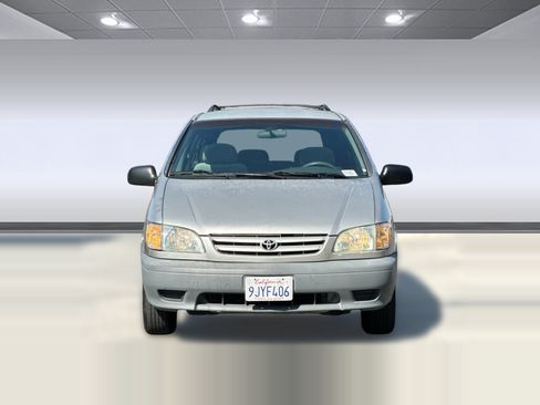 Used 2003 Toyota Sienna CE w/ CE Extra Value Pkg FWD image 6