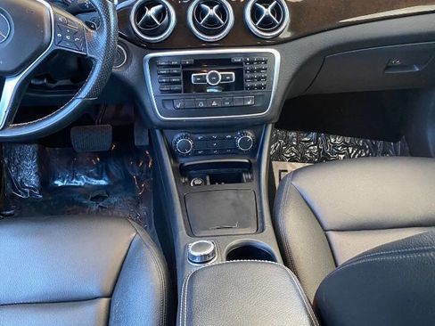 Used 2014 Mercedes-Benz CLA 250 4MATIC image 10