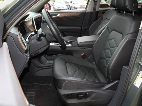 Used 2026 Volkswagen Atlas SE AWD/4WD image 18