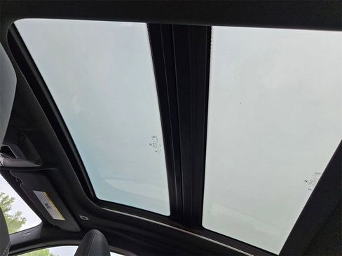 New 2025 BMW 228i xDrive w/ Premium Package image 18