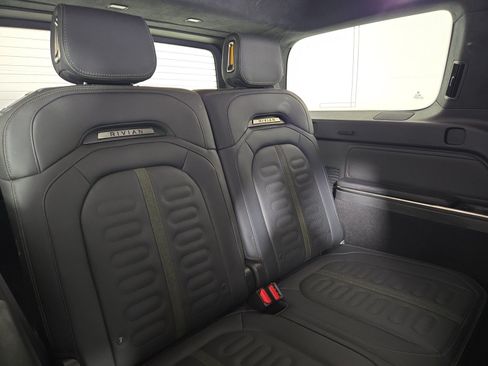 Used 2025 Rivian R1S Adventure AWD/4WD image 25