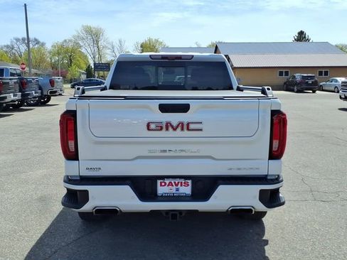 Used 2024 GMC Sierra 1500 Denali w/ Denali Reserve Package AWD/4WD image 4