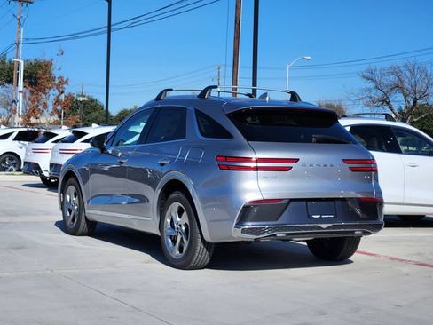 Used 2026 Genesis GV70 2.5T Advanced AWD/4WD image 4