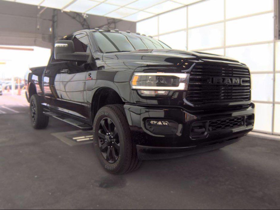 Used 2024 RAM 2500 Laramie w/ Night Edition AWD/4WD image 2