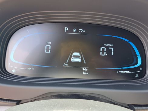 New 2026 Hyundai Venue SEL FWD image 31