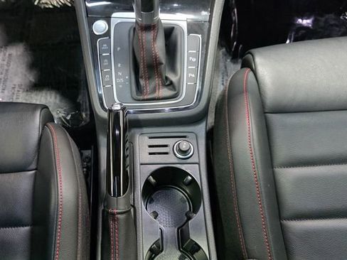 Used 2019 Volkswagen GTI Autobahn image 23