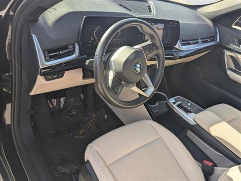 Used 2023 BMW X1 xDrive28i w/ Convenience Package AWD/4WD image 10