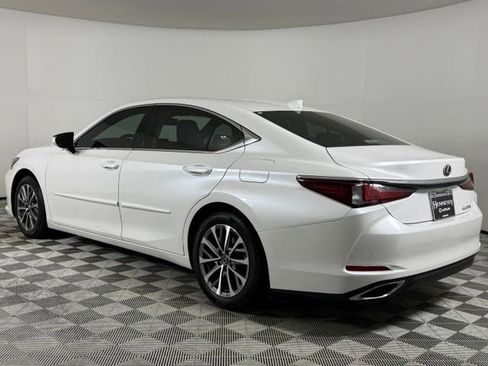 Used 2023 Lexus ES 350 w/ Premium Package FWD image 4