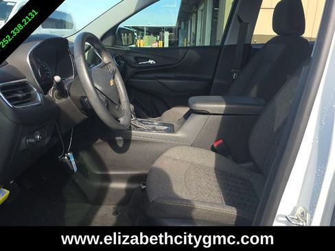 Used 2024 Chevrolet Equinox LT FWD image 6