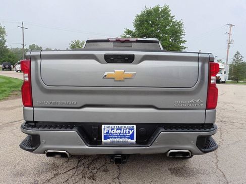 Used 2024 Chevrolet Silverado 1500 High Country w/ Technology Package AWD/4WD image 22