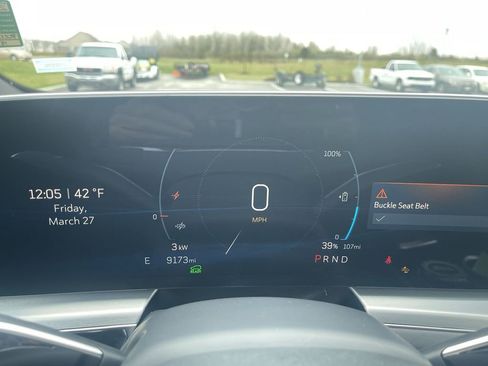 Certified 2024 Cadillac Lyriq Luxury AWD/4WD image 22