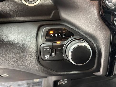 Used 2024 RAM 2500 Big Horn w/ Night Edition AWD/4WD image 29